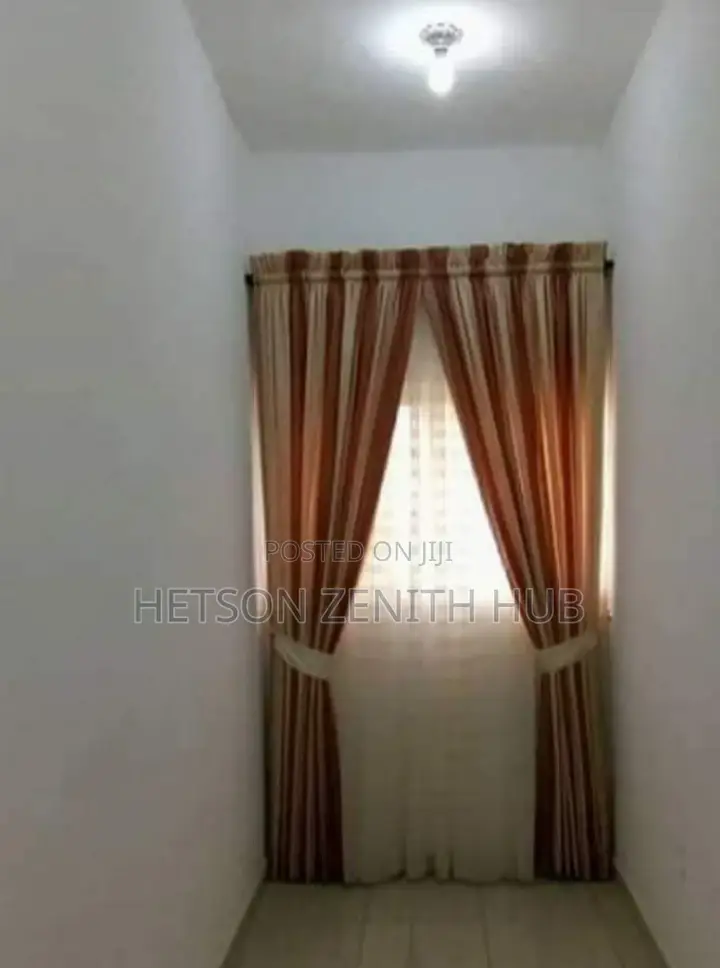 Hiher Quality Curtains