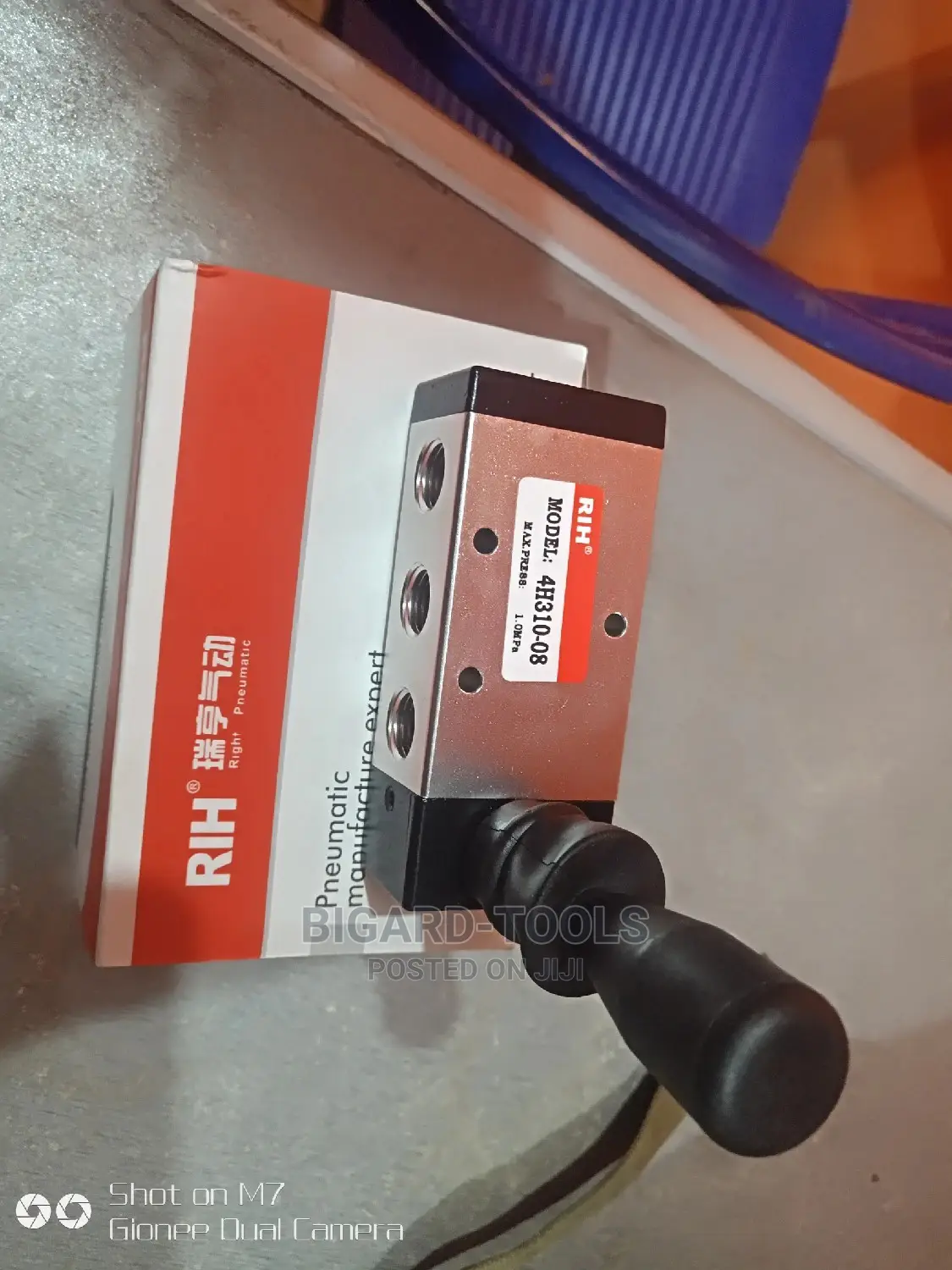 Air Hand Valve 1⁄4