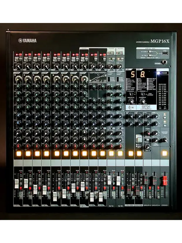 YAMAHA MGP16X ミキサー Yamaha MGP16X 16-Channel Mixer Audio Interface & Effects