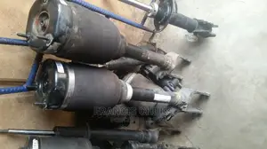 Set of Front Air Balloon Shocks for Mercedes Benz ML and GL.