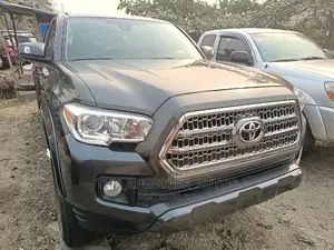 Toyota Tacoma TRD Off Road 2019 Black