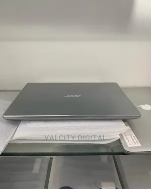 Laptop Acer Swift 3 4GB AMD Ryzen SSD 128GB