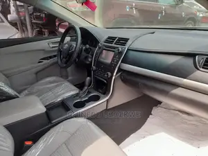 Toyota Camry 2015 Silver