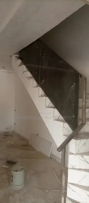 Square Pipe Glass