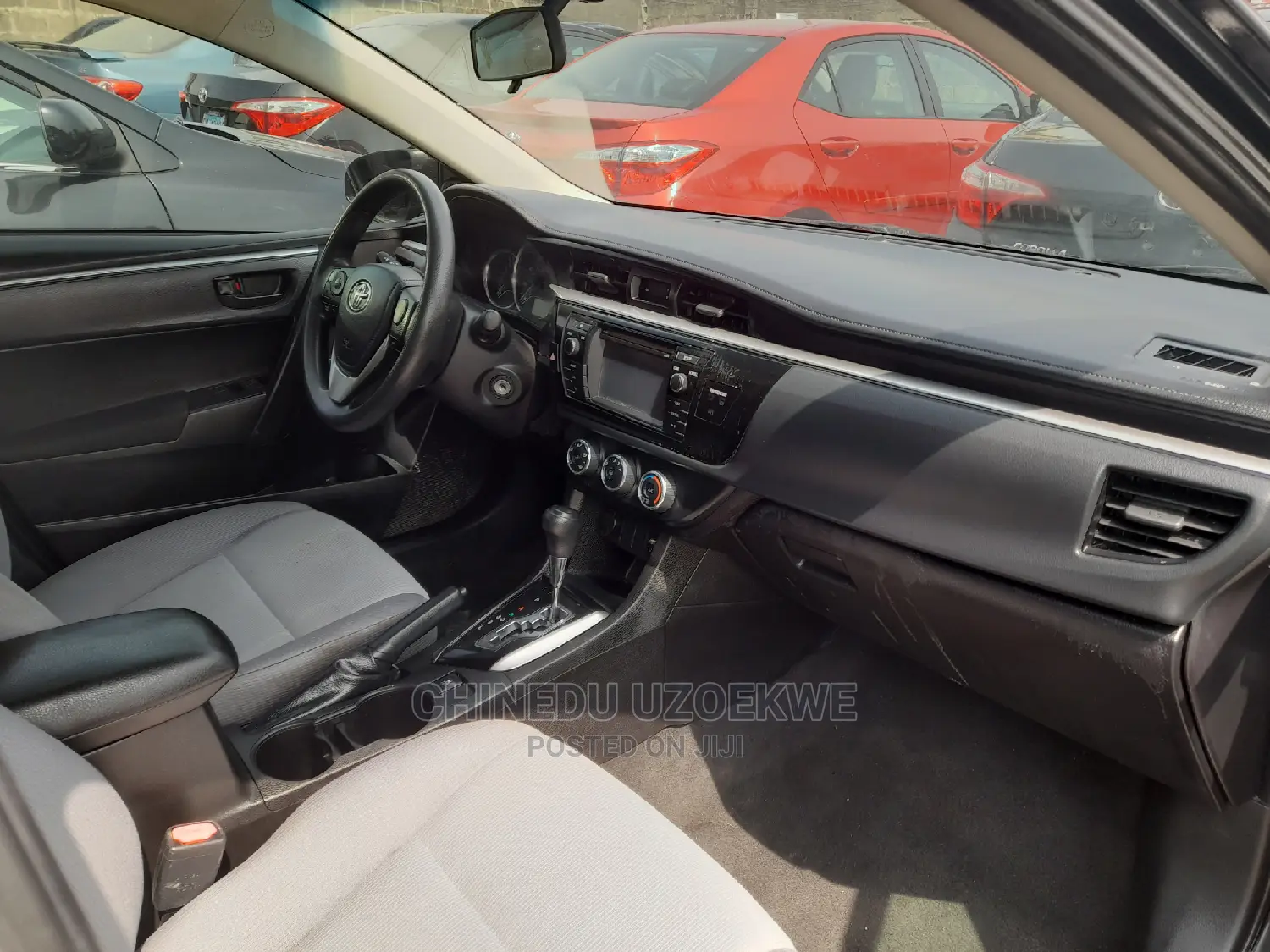 Toyota Corolla 2016 Black