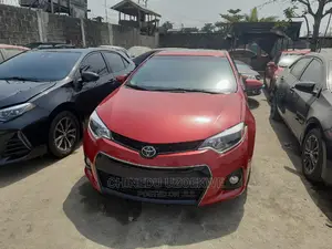 Toyota Corolla 2016 Red