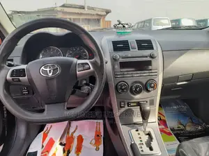 Toyota Corolla 2011 Black