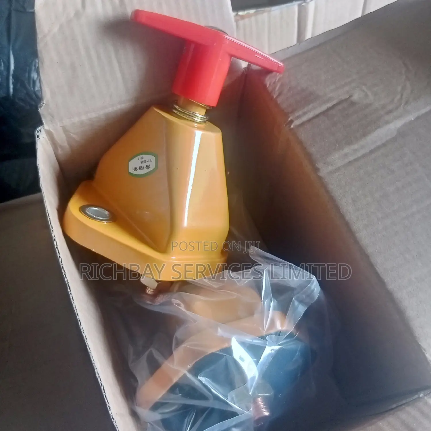 3 Pole and 4 Pole Heavy Duty Battery Cutoff Switch