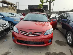Toyota Corolla 2011 Red