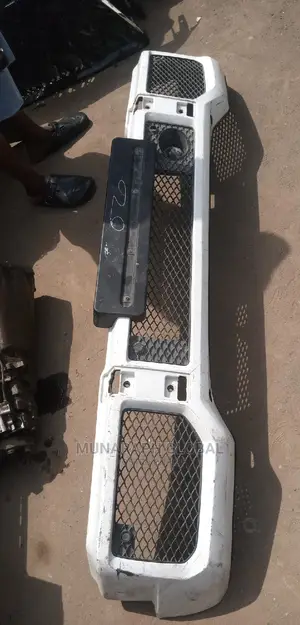 Mercedes Benz Gwagon Front Bumper.