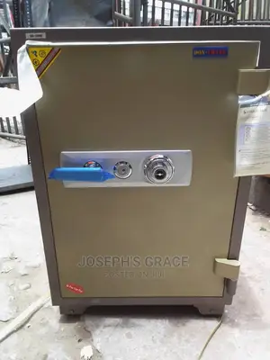 Photo - (Analoug) Metal Detector Fire Proof Safe