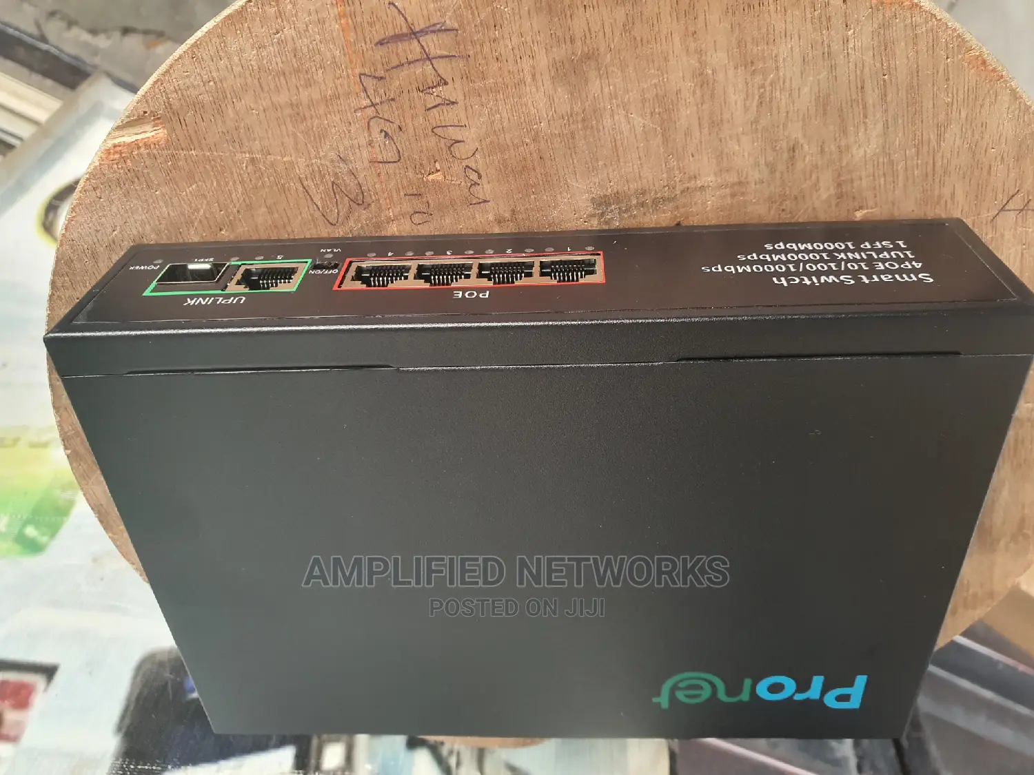 4 Port Poe Gigabyte Switch With SFP Port
