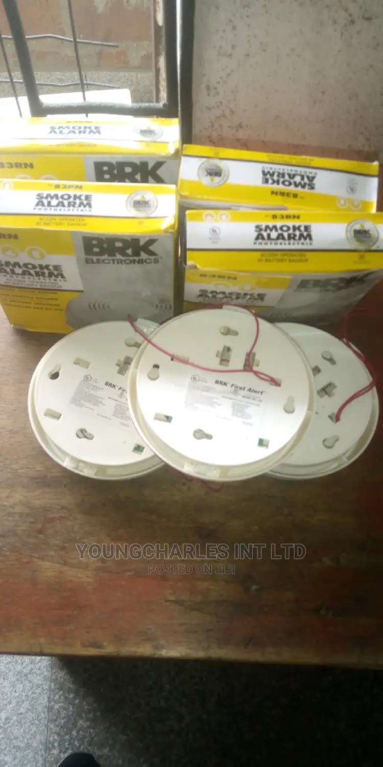 Electric and Battery Type Smoke Detector .