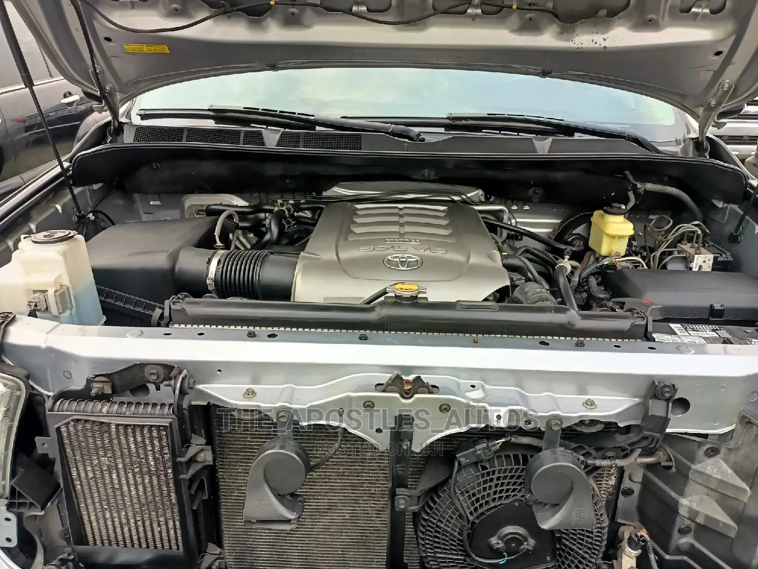Toyota Sequoia 2013 Silver