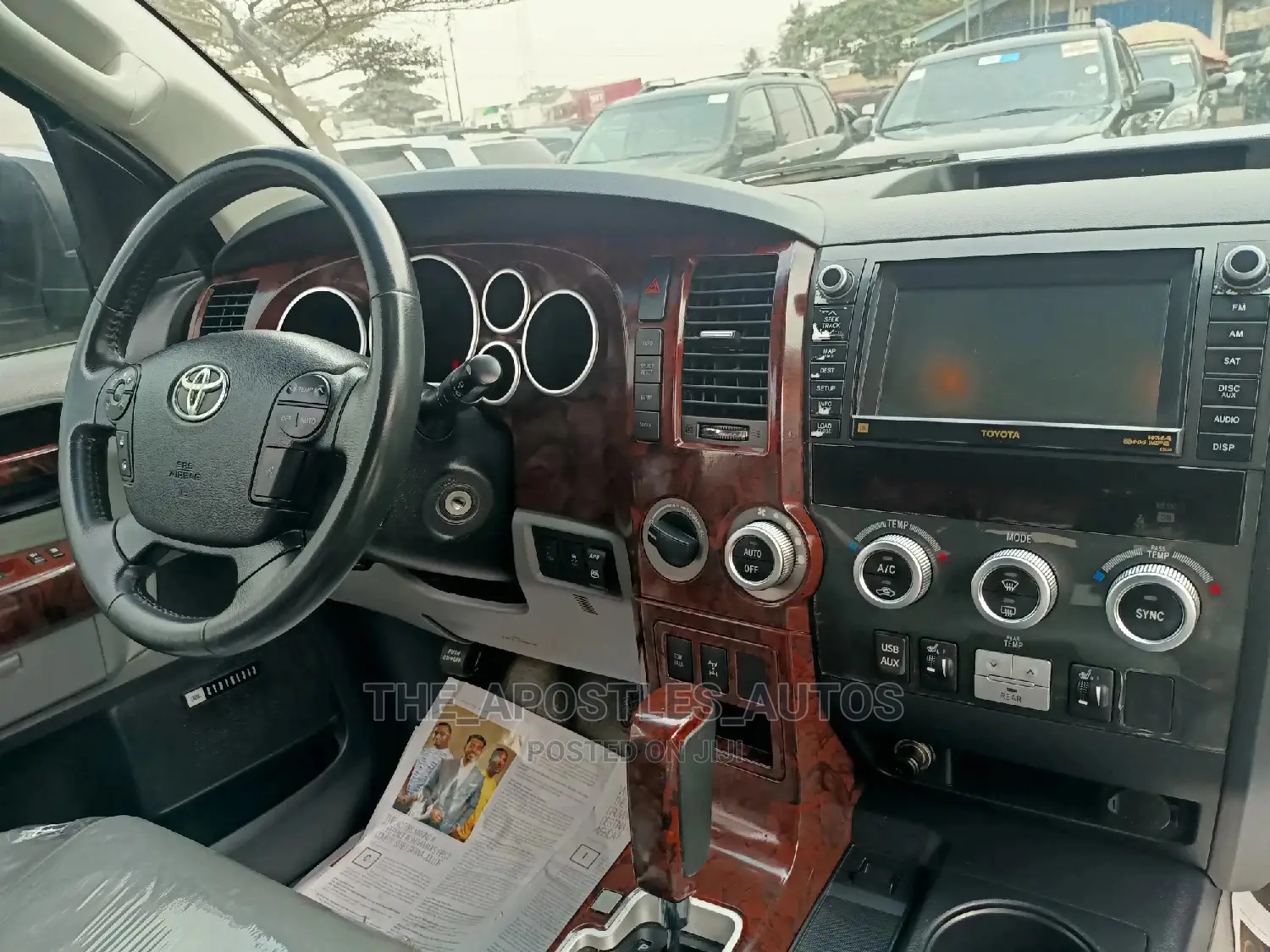 Toyota Sequoia 2013 Silver