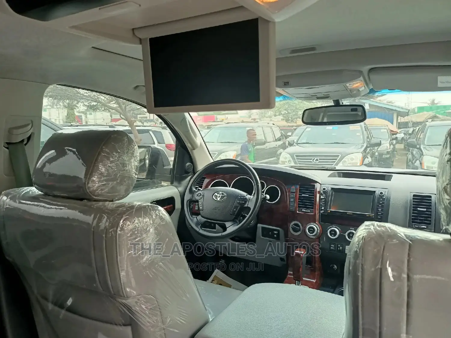 Toyota Sequoia 2013 Silver