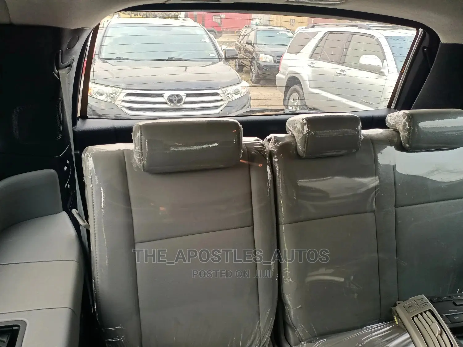 Toyota Sequoia 2013 Silver