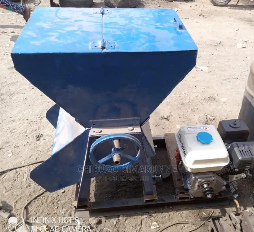 Cassava Grating Machine With Engine