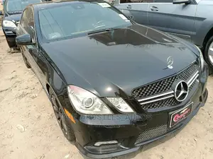 Mercedes-Benz E350 2010 Black