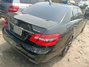 Mercedes-Benz E350 2010 Black