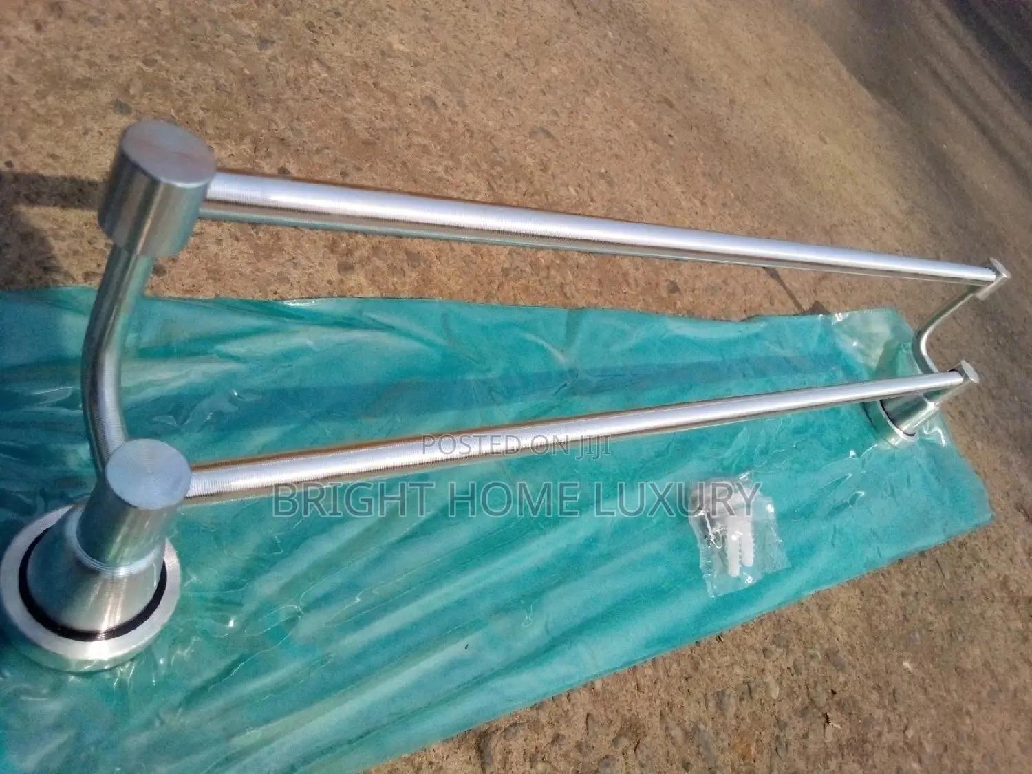 Double Rail Towel Hanger - 60cm
