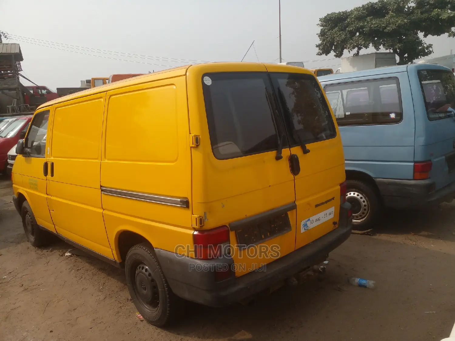 Volkswagen Transporter 2002 Yellow
