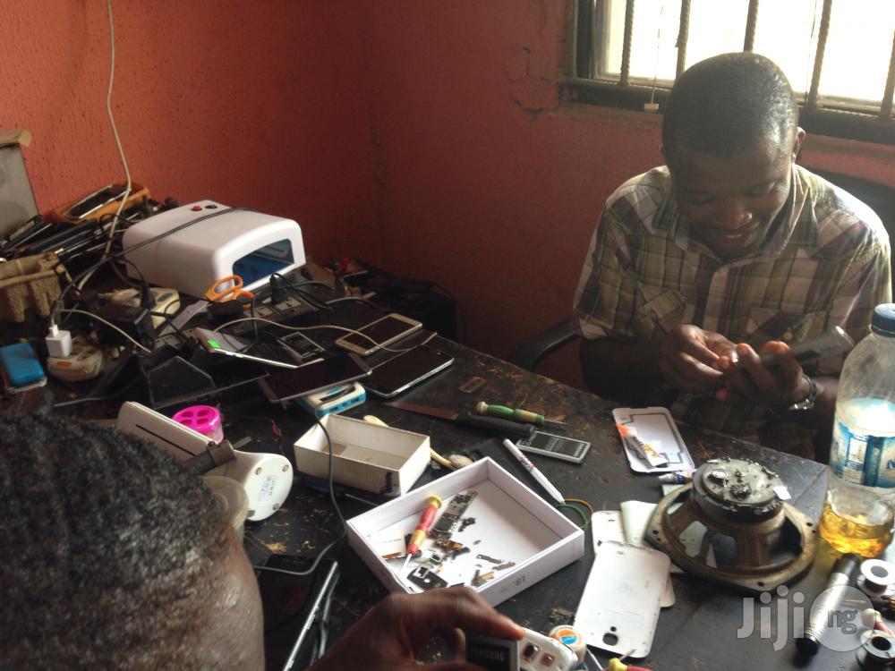 Computer And Laptop And Phone Repair