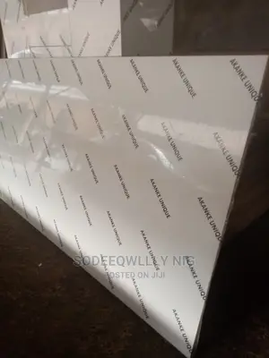 High Quality Glossy Pacfect White