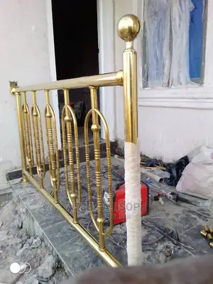 Photo - Gold Rails