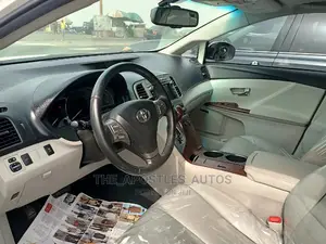 Toyota Venza AWD 2012 White