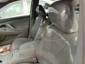 Toyota Camry 2011 Silver