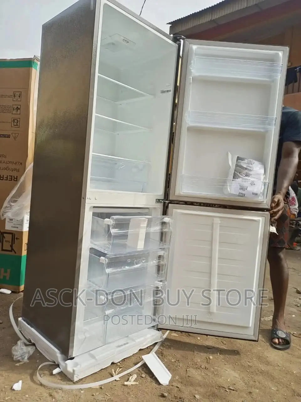 225liters Hisense Fridge and Freezer Model 29DCA