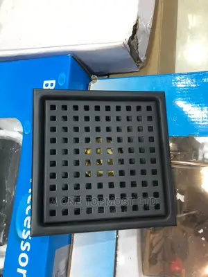 Black New Floor Drain (15cm)
