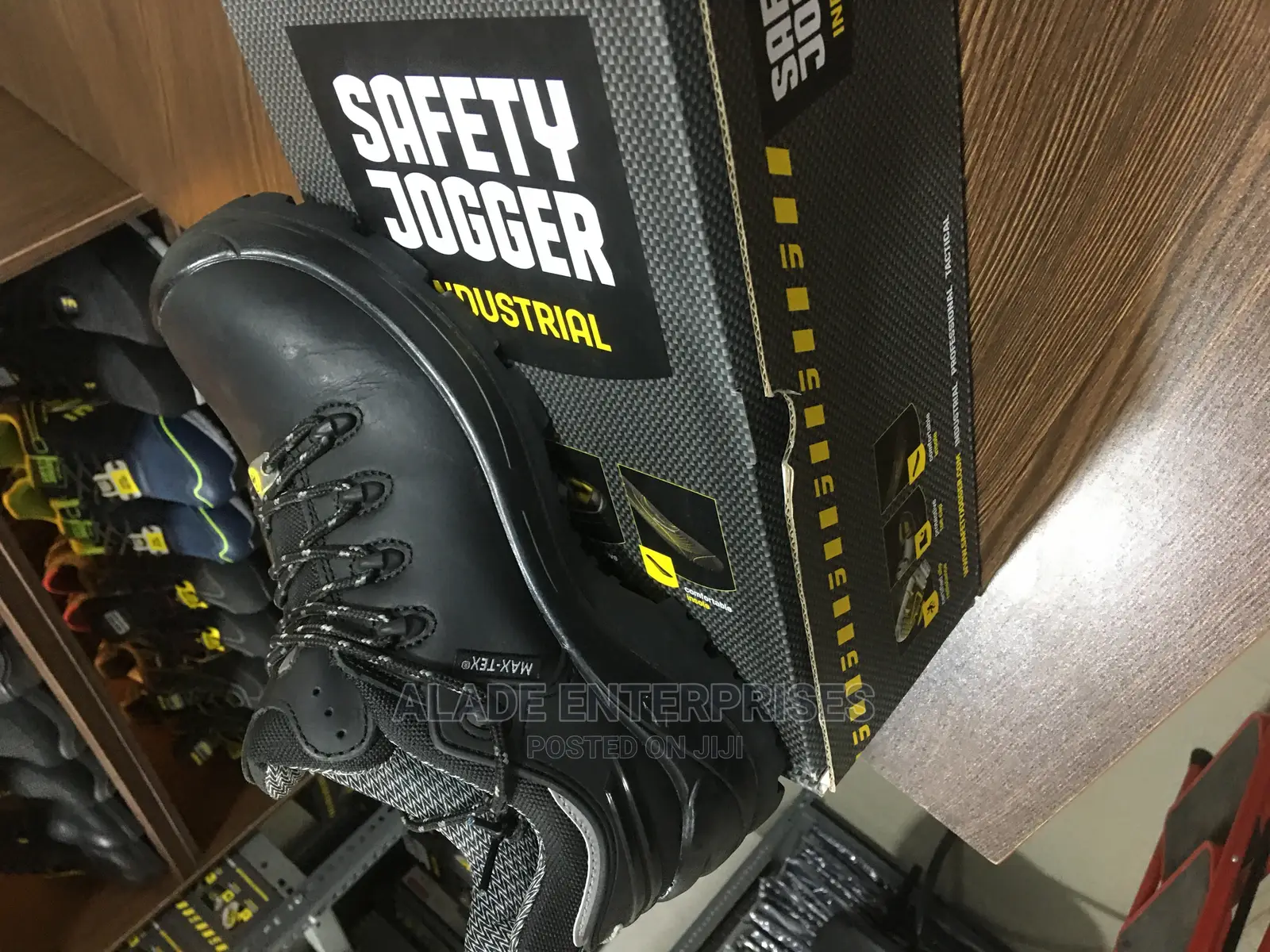 High Safety Jogger Boot