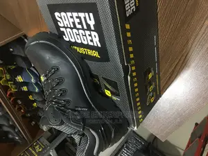 High Safety Jogger Boot