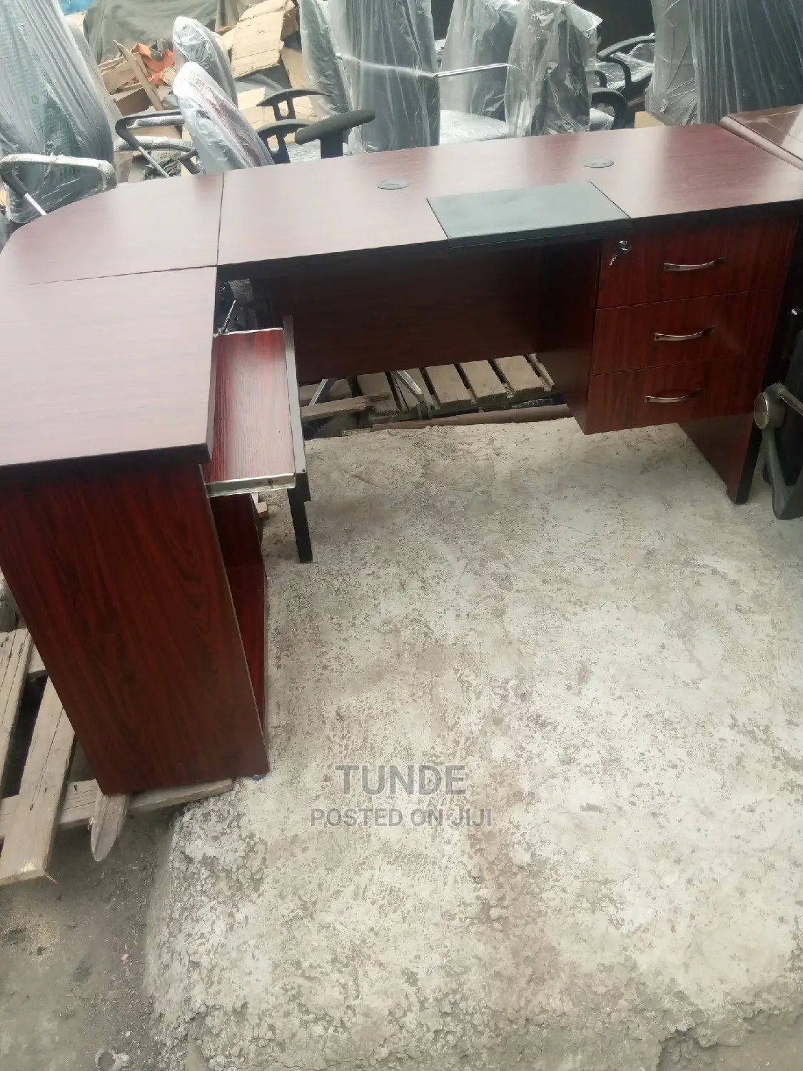 Quality Situp Office Table