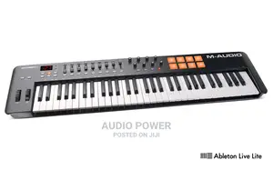 M-Audio Oxygen 61 Midi Keyboard With Drumpads