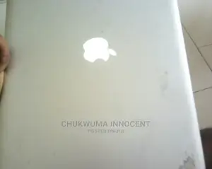 Laptop Apple MacBook Pro 4GB Intel Core 2 Duo HDD 250GB