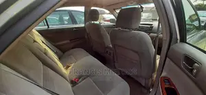 Toyota Camry 2006 Gray