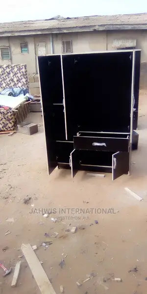 Beautifully Made 4by6ft Wardrobe