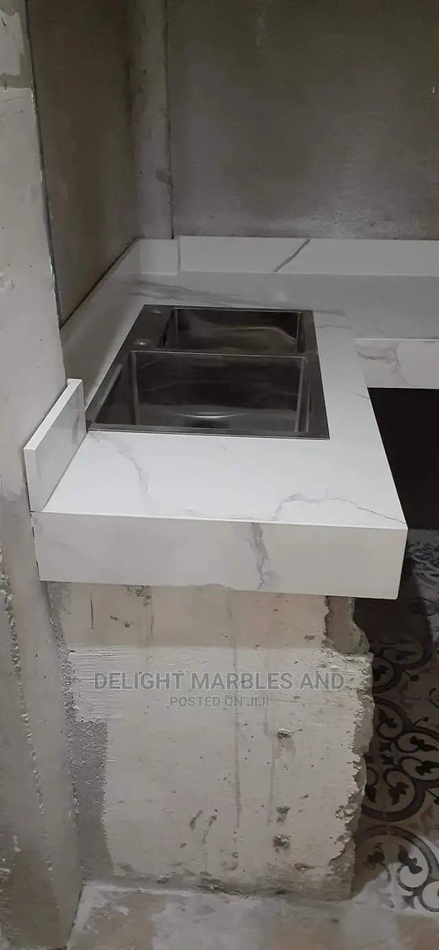 Calacuta White Carrara Marble