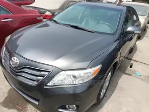 Toyota Camry 2009 Gray