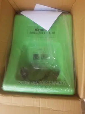 16 Gallon Wall Mounted Eyewash Station