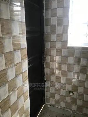 Photo - Studio Apartment in Awoyaya Uba, Ajah for rent