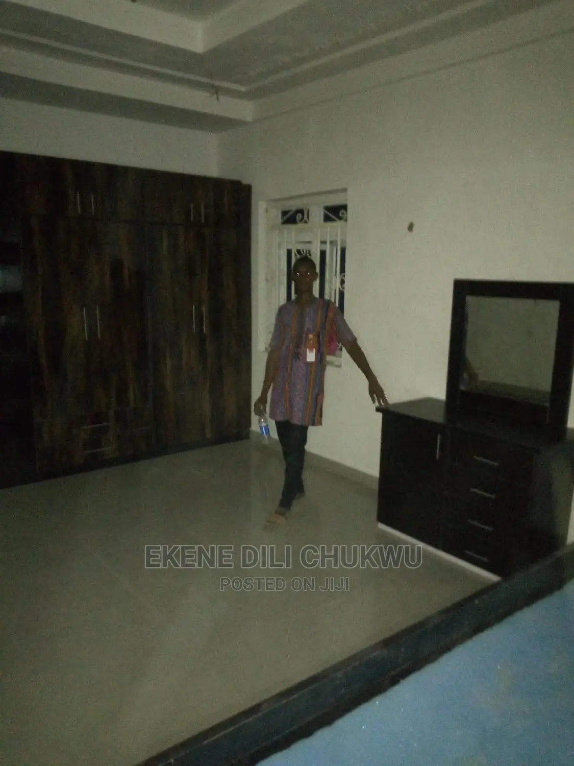 Inbuilt Wardrobe