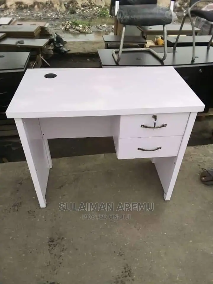 3feet Office Table