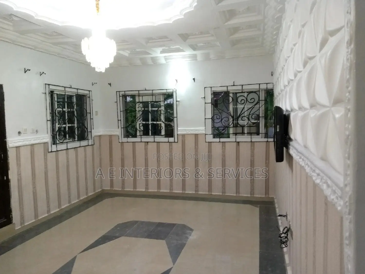 Experienced Painters, Painting and Screeding