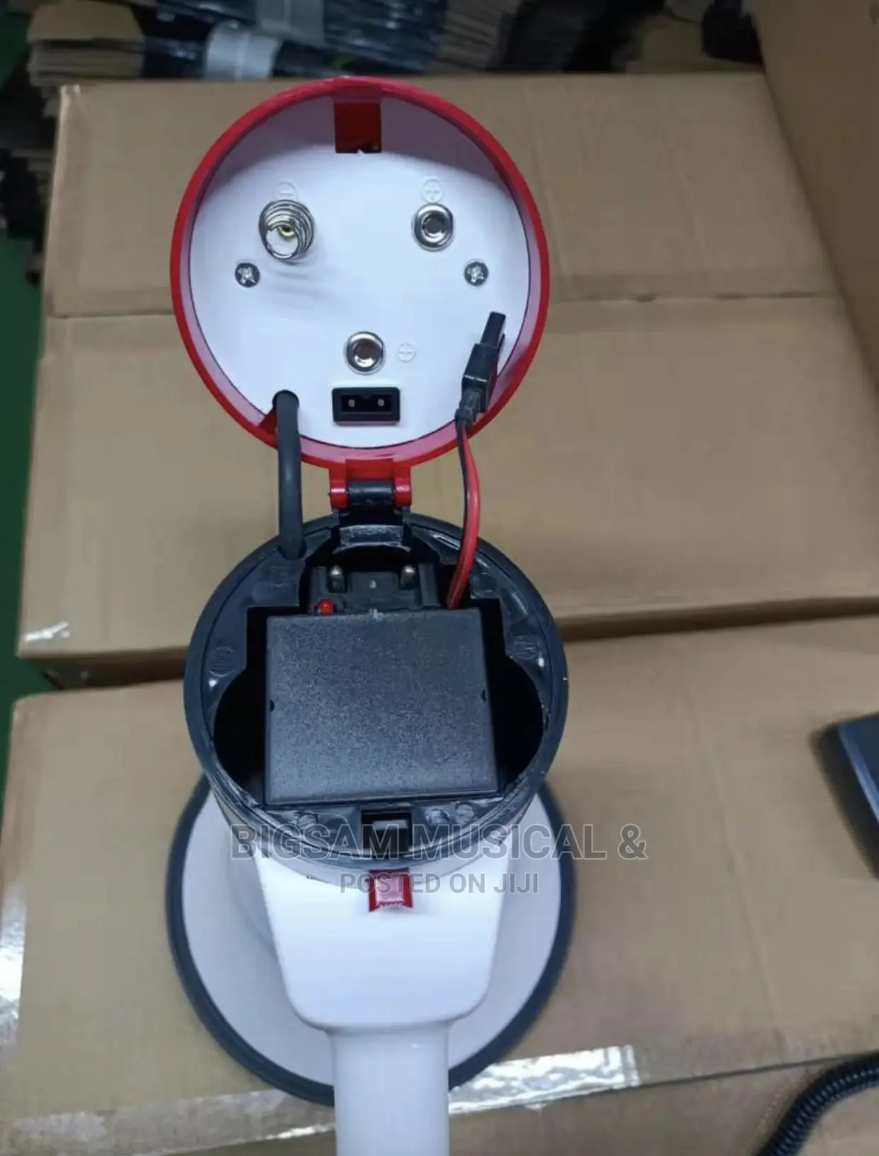 Rechargeable Xb Handle Megaphone