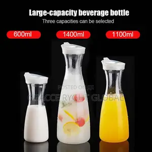 Juice Carafe With Lips