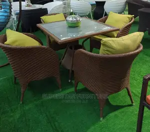 Outdoor Basket 4 Chairs With Tables